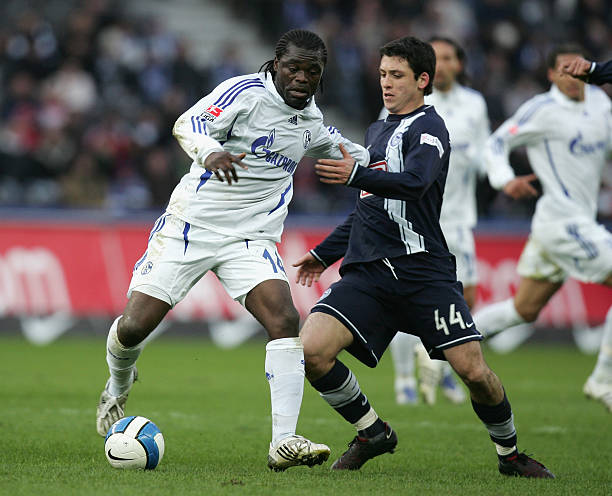 防守漏洞显 防守漏洞显