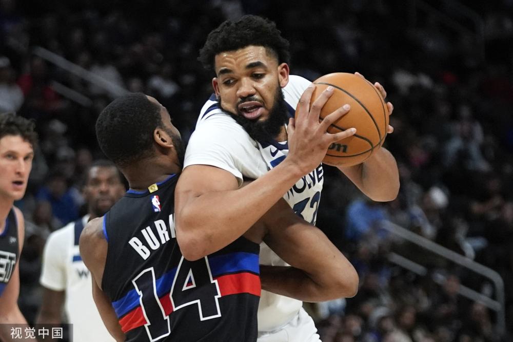 8助攻的出 8助攻的出